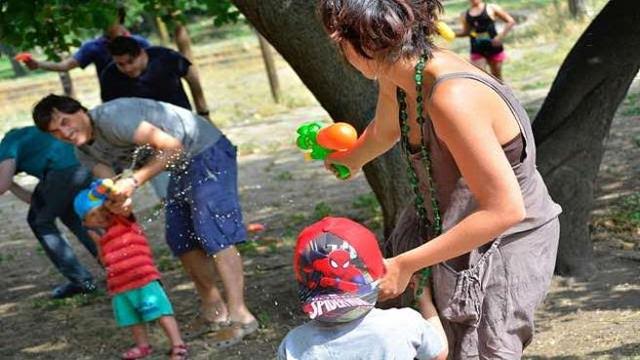 Splashforgood 2017: a Villa Torlonia la più grande battaglia solidale di pistole ad acqua
