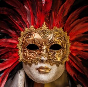 La maschera: misteriosa controversa ma innegabilmente affascinante