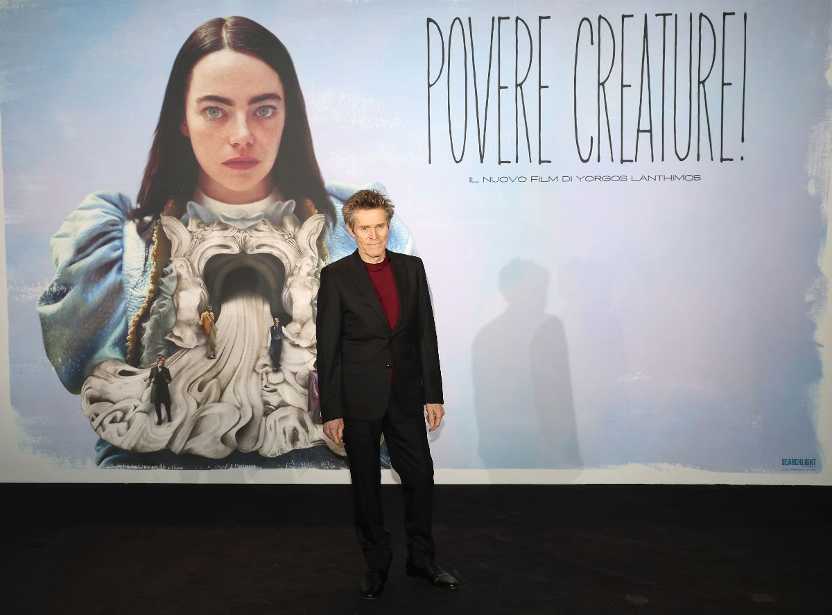 Povere Creature! Willem Dafoe protagonista dell’anteprima italiana a Fondazione Prada